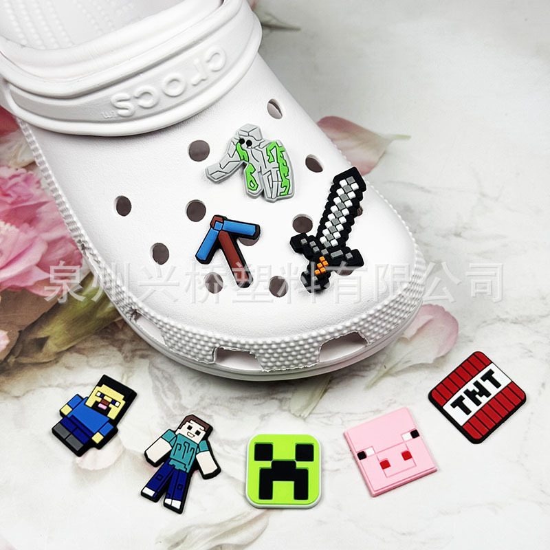 Jewelry Making Supplies - อุปกรณ์ตกแต่งรองเท้า My World Cave Shoes DIY
